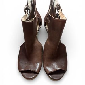 Women’s 10 Vince Camuto Brown Leather Peep Toe Ankle Booties